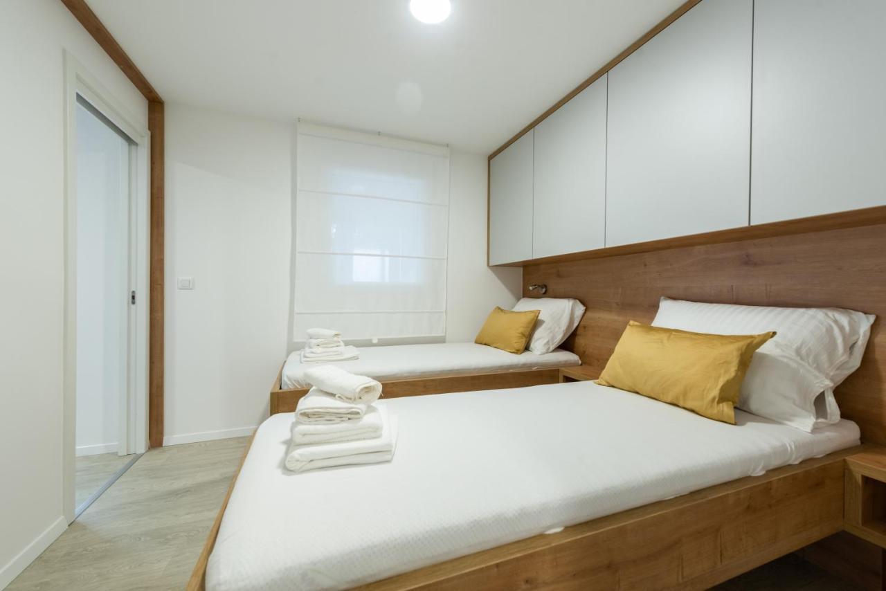 Luxury Mobile Home Pretty Green - Premium - Oaza Mira Resort -50 M From The Beach Drage Kültér fotó
